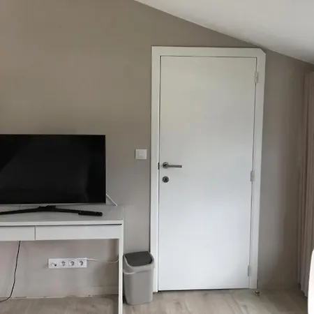 فندق Le Jardin Du The Bord De La Meuse 2*