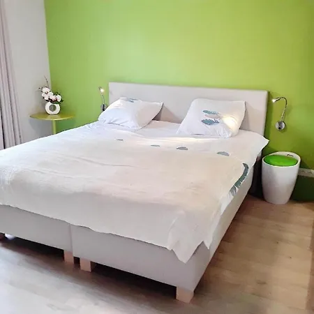 Le Jardin Du The Bord De La Meuse فندق 2*