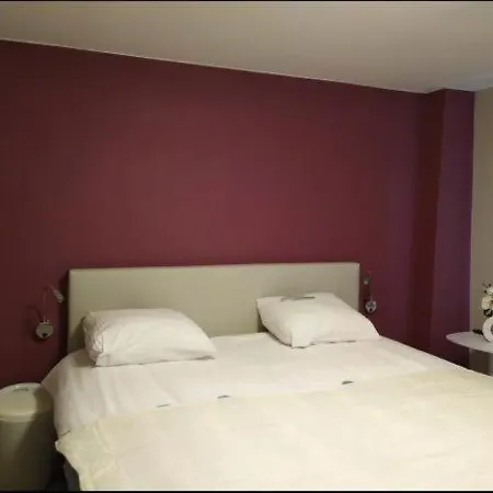 Le Jardin Du The Bord De La Meuse فندق