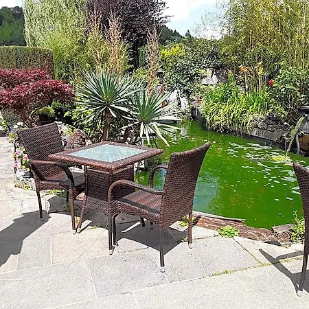 Le Jardin Du The Bord De La Meuse نامور